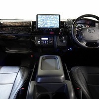 5523 令和1年式 ハイエース スーパーGL ダークプライム 2WD 2,000cc (ガソリン車) 2/5人乗車 2.8万kmのサムネイル