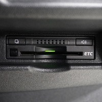 5589 令和6年式 ハイエース スーパーGL ダークプライムⅡ 2WD 2,800cc (ディーゼル車）1.2万kmのサムネイル