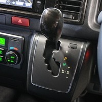 5589 令和6年式 ハイエース スーパーGL ダークプライムⅡ 2WD 2,800cc (ディーゼル車）1.2万kmのサムネイル