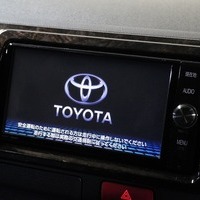 5589 令和6年式 ハイエース スーパーGL ダークプライムⅡ 2WD 2,800cc (ディーゼル車）1.2万kmのサムネイル