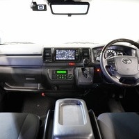 5589 令和6年式 ハイエース スーパーGL ダークプライムⅡ 2WD 2,800cc (ディーゼル車）1.2万kmのサムネイル