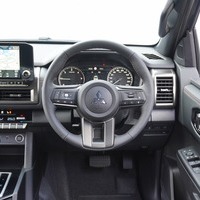 5411 登録済み未使用車 令和7年式 三菱 トライトン GSR 4WD 2,400cc (ディーゼル) 5人乗車 51kmのサムネイル