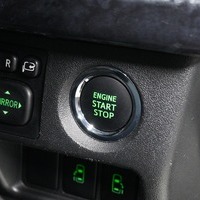 5436 平成28年式 ハイエース スーパーGL 2WD 2,000cc (ガソリン車) 2/5人乗車 5.7万kmのサムネイル