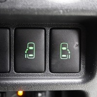 5436 平成28年式 ハイエース スーパーGL 2WD 2,000cc (ガソリン車) 2/5人乗車 5.7万kmのサムネイル