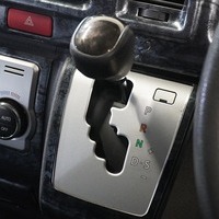 5436 平成28年式 ハイエース スーパーGL 2WD 2,000cc (ガソリン車) 2/5人乗車 5.7万kmのサムネイル