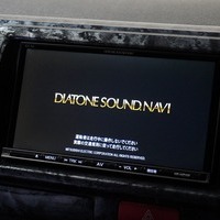 5436 平成28年式 ハイエース スーパーGL 2WD 2,000cc (ガソリン車) 2/5人乗車 5.7万kmのサムネイル