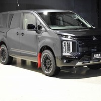 5372.令和7年式 デリカD:5 シャモニー 4WD 2,300㏄ ディーゼル車 走行11キロ 車検令和10年3月のサムネイル