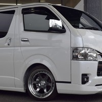 5511　令和5年式　ハイエース　スーパーGL　ダークプライムⅡ　2WD　2,000cc　ガソリン車　5人乗り　4,100kmのサムネイル