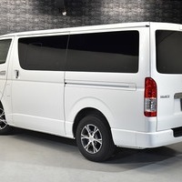 5589 令和6年式 ハイエース スーパーGL ダークプライムⅡ 2WD 2,800cc (ディーゼル車）1.2万kmのサムネイル