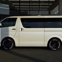 5488 令和3年式 ハイエース スーパーGL ダークプライムⅡ 2WD 2,000cc (ガソリン車) 2/5人乗車 1.2万kmのサムネイル