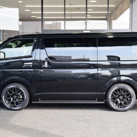 5743　令和5年式　ハイエース　スーパーGL　ダークプライムⅡ　2WD　2800cc　ディーゼル車　5人乗り　2.5万kmのサムネイル