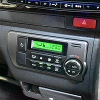5543.平成30年式 ハイエース スーパーGL ダークプライム 2WD 2,800cc ディーゼル車 走行13.6万キロ 検査1年付きのサムネイル