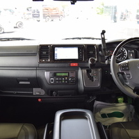 5511　令和5年式　ハイエース　スーパーGL　ダークプライムⅡ　2WD　2,000cc　ガソリン車　5人乗り　4,100kmのサムネイル