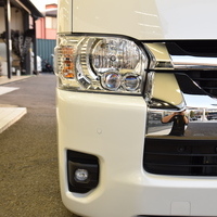 5180 ハイエース  ファインテックツアラー 2WD 2,700cc (ガソリン車) 10人乗車　のサムネイル