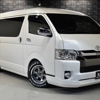 5555 平成30年式 ハイエース 特別仕様車 スーパーGL 50TH ANNIVERSARY LIMITED 2WD 2,000cc (ガソリン車）1.05万kmのサムネイル