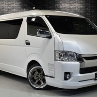 5409 平成27年式 ハイエース ワゴンGL 2WD 2,700cc (ガソリン車) 10人乗車 6.7万kmのサムネイル