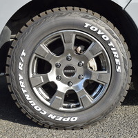 5528 令和3年式 キャラバン グランドプレミアムGX 2WD 2,000cc (ガソリン車) 5人乗車　2.4万kmのサムネイル
