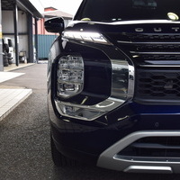 5535　令和5年式 アウトランダーPHEV  P7人乗り 4WD 2,400㏄ ガソリン車/プラグインハイブリッドのサムネイル
