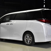 5613.令和6年式 アルファードZ 2WD 2,500cc ガソリン車 走行8,110キロ 車検令和9年3月のサムネイル