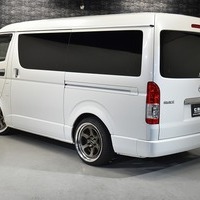 5409 平成27年式 ハイエース ワゴンGL 2WD 2,700cc (ガソリン車) 10人乗車 6.7万kmのサムネイル