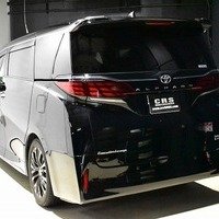 5558.令和6年式 アルファードハイブリッド エグゼクティブラウンジ 4WD 2,500cc ハイブリット車 走行15,000キロ 車検令和9年1月のサムネイル