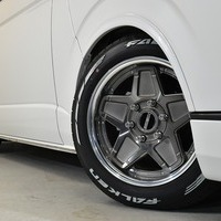 3976 令和6年式 ハイエース スーパーGL ダークプライムⅡ 2WD 2,800cc (ディーゼル車）2/5人乗車 1.2万km（車検R8年3月）のサムネイル