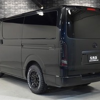 5501 令和2年式 ハイエース スーパーGL  ダークプライム　2WD 2,000cc (ガソリン車) 2/5人乗車 5.8万kmのサムネイル