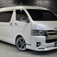 4843 令和1年式 トヨタ ハイエース スーパーGL ダークプライムⅡ 2WD 2800cc(ディーゼル車) 2/5人乗車6.7万kmのサムネイル