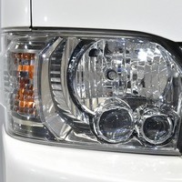 4843 令和1年式 トヨタ ハイエース スーパーGL ダークプライムⅡ 2WD 2800cc(ディーゼル車) 2/5人乗車6.7万kmのサムネイル