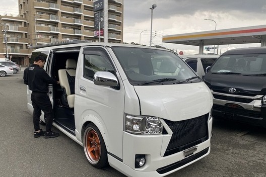CRS福岡 4/13新着!!【ハイエース 新車・中古車カスタムカー】全台紹介！サムネイル
