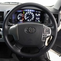 5629 令和7年式 ハイエース DX 2WD 2,000cc (ガソリン車) 2/5人乗車 10km(車検R9年3月)のサムネイル
