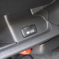 4993 平成30年式 ハイエース スーパーGL ダークプライム　2WD 2,800cc (ディーゼル) 2/5人乗車 1.5万kmのサムネイル