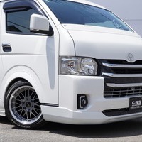 5597 【内装架装車/3ナンバー登録】平成27年式 ハイエース ワイドバン ダークプライム 2WD 3,000cc (ディーゼル) 10人乗車 14万kmのサムネイル