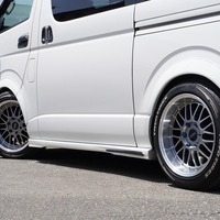 5597 【内装架装車/3ナンバー登録】平成27年式 ハイエース ワイドバン ダークプライム 2WD 3,000cc (ディーゼル) 10人乗車 14万kmのサムネイル