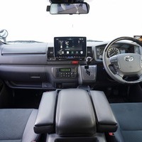 5647 令和5年式 ハイエース スーパーGL ダークプライム2　2WD 2,800cc (ディーゼル) 2/5人乗車 2.0万kmのサムネイル