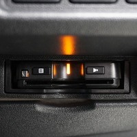 5652 平成29年式 ハイエース S-GL ダークプライム 2WD 3,000cc (ディーゼル車) 2/5人乗車 13.3万kmのサムネイル