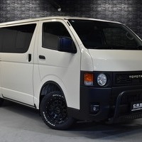 5629 令和7年式 ハイエース DX 2WD 2,000cc (ガソリン車) 2/5人乗車 10km(車検R9年3月)のサムネイル