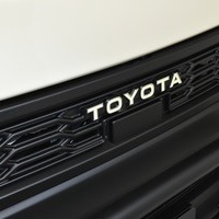 5629 令和7年式 ハイエース DX 2WD 2,000cc (ガソリン車) 2/5人乗車 10km(車検R9年3月)のサムネイル