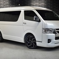5135  ハイエース ワゴンGL  2WD 2,700CC ガソリン車 3ナンバー 10人乗りのサムネイル