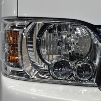 5135  ハイエース ワゴンGL  2WD 2,700CC ガソリン車 3ナンバー 10人乗りのサムネイル