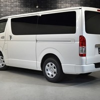 5655 令和3年式 ハイエース S-GL ダークプライムⅡ 2WD 2,800cc (ディーゼル車) 2/5人乗車 5.9万kmのサムネイル