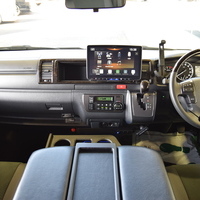 5609 令和5年式　ハイエース　ワイドスーパーGL　ダークプライムⅡ　2WD　2,800cc　ディーゼル車　5人乗り　1.7万kmのサムネイル