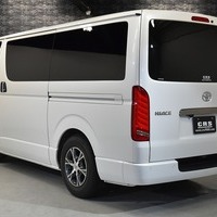 5593 令和5年式 ハイエース スーパーGL ダークプライムⅡ 2WD 2,800cc (ディーゼル車）2/5人乗車 0.97万km(車検R8年3月)のサムネイル