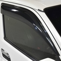 5652 平成29年式 ハイエース S-GL ダークプライム 2WD 3,000cc (ディーゼル車) 2/5人乗車 13.3万kmのサムネイル