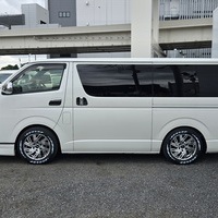5649　平成31年式　ハイエース　スーパーGL　ダークプライムⅡ　2WD　2000cc　ガソリン車　5人乗り　7.2万kmのサムネイル