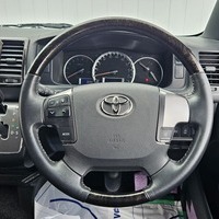 5649　平成31年式　ハイエース　スーパーGL　ダークプライムⅡ　2WD　2000cc　ガソリン車　5人乗り　7.2万kmのサムネイル
