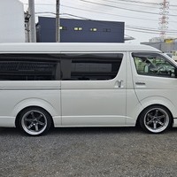 5689　令和3年式　ハイエース　スーパーGL　ダークプライムⅡ　2WD　2800cc　ディーゼル車　5人乗り　8.0万kmのサムネイル