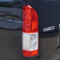 5442 令和5年式 ハイエース スーパーGL ダークプライムⅡ 2WD 2,000cc (ガソリン車) 2/5人乗車 5.7万kmのサムネイル
