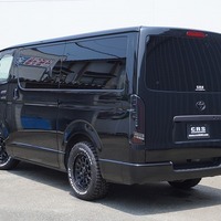5501 令和2年式 ハイエース スーパーGL  ダークプライムⅡ2WD 2,000cc (ガソリン車) 2/5人乗車 5.8万km（車検令和8年2月）のサムネイル