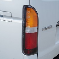 4355 令和3年式 ハイエース スーパーGL ダークプライムⅡ　2WD 2,000cc (ガソリン) 2/5人乗車 3.7万kmのサムネイル